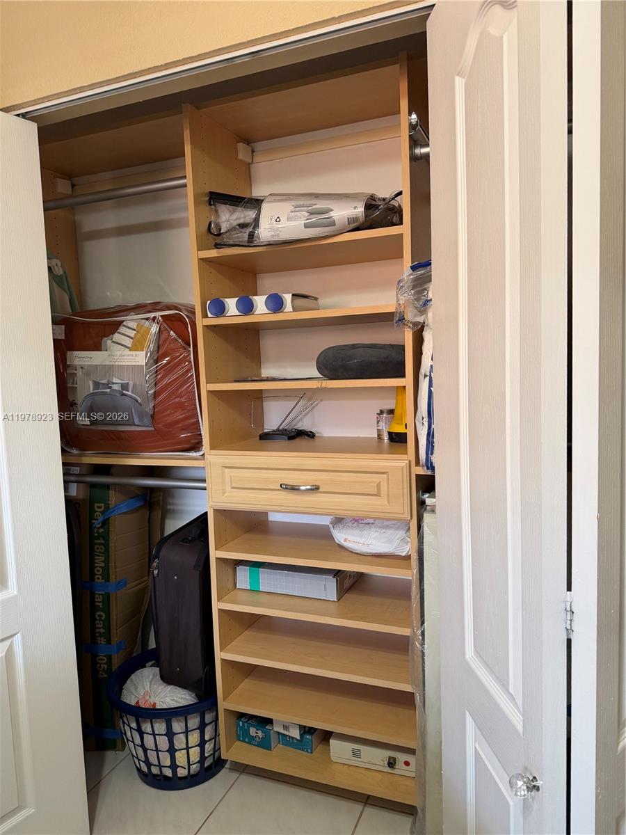 WESTLAND CONDO - Residential