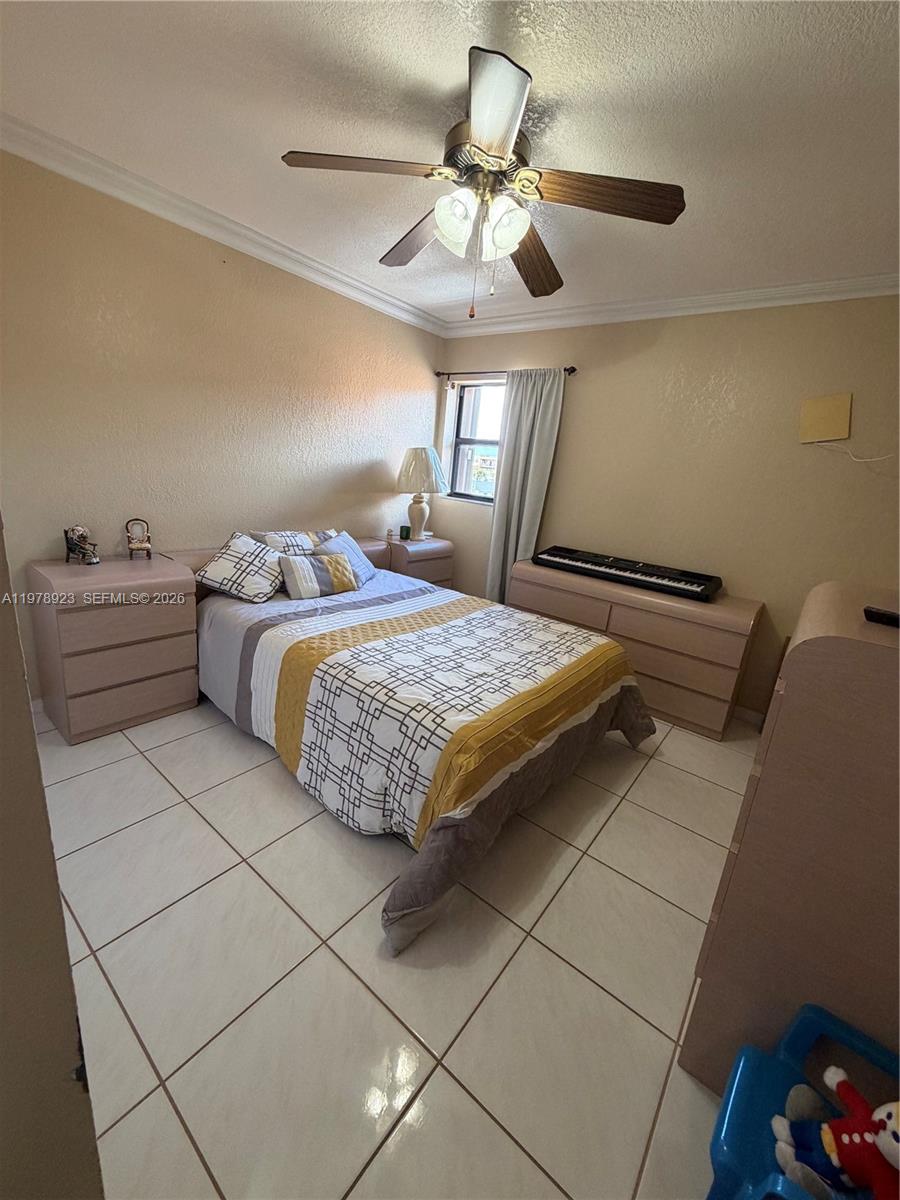 WESTLAND CONDO - Residential