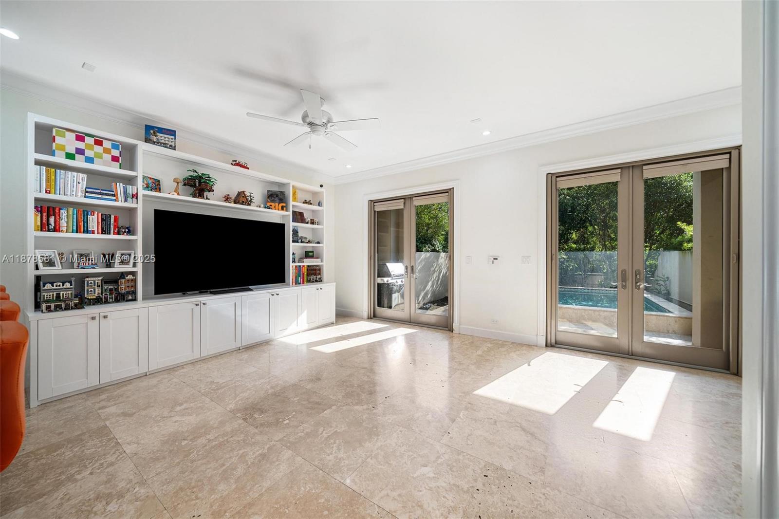 OAK LANE - Residential