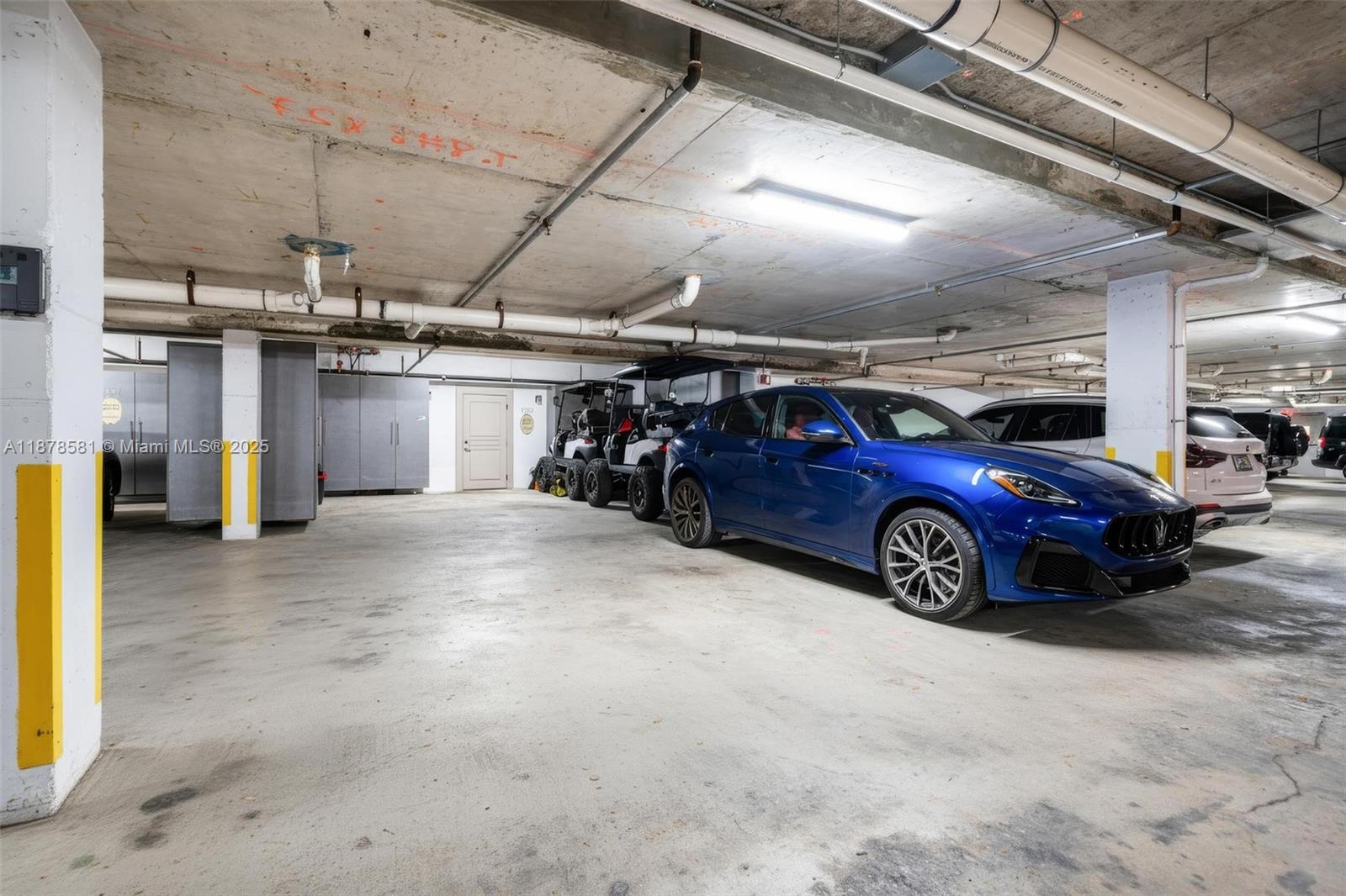 OAK LANE - Residential