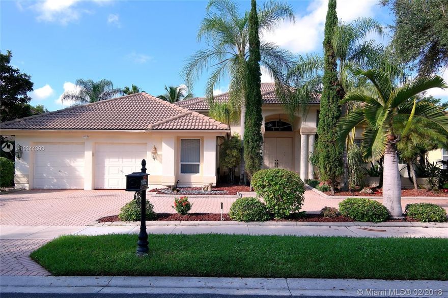 ***RENT includes POOL & lawn maintenance*** Executive 1-story home in Santa Barbara of Grand Palms Golf Resort. **Pictures are not recent and used for reference**This sprawling home is situated on the golf course, right behind Sabal 3. 3-way-Split floorplan w/ 5 full bedrooms 3 full baths PLUS an additional air conditioned nanny/housekeeper quarters. Upgraded kitchen, volume ceilings, crown molding + separate formal dining room. Huge Master suite features dual closets w/built-ins and dual sinks. Screened-in HEATED POOL w/partially covered brick pavered patio. 24hr-guard gated community.Completely New Roof is coming!!!***$500 OFF EACH MONTH Blue Tarp is on roof!!***Repair work to be done: screened in patio 
+room off of garage-due to hurricane.Click link for 360-Degree virtual tour!