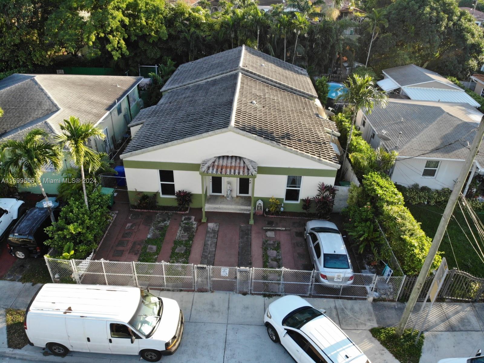 OSCEOLA GROVES - Residential Income