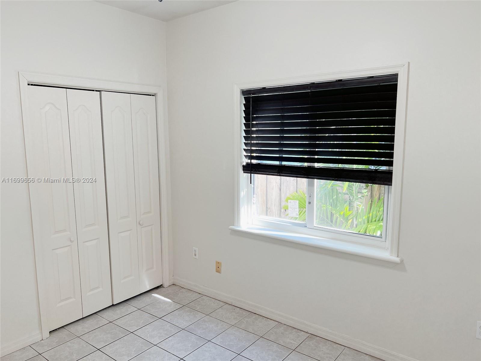 OSCEOLA GROVES - Residential Income