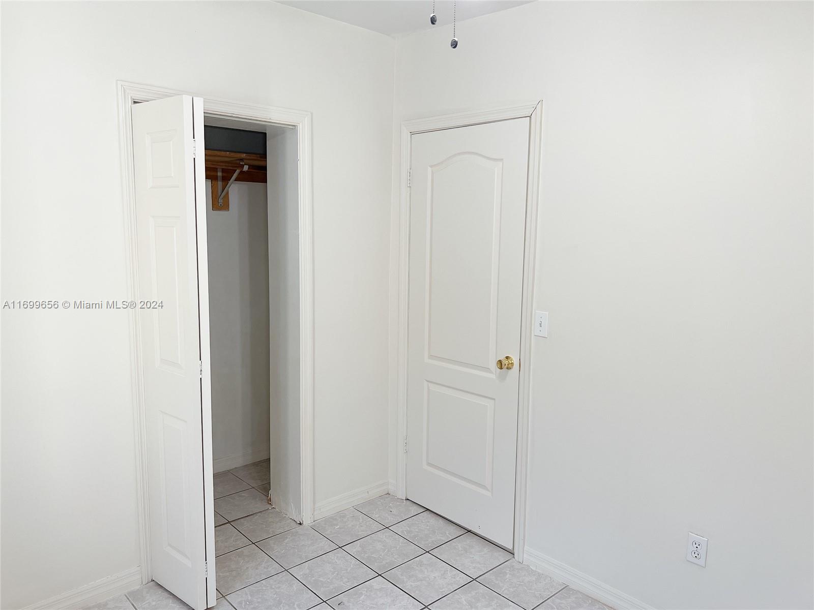 OSCEOLA GROVES - Residential Income