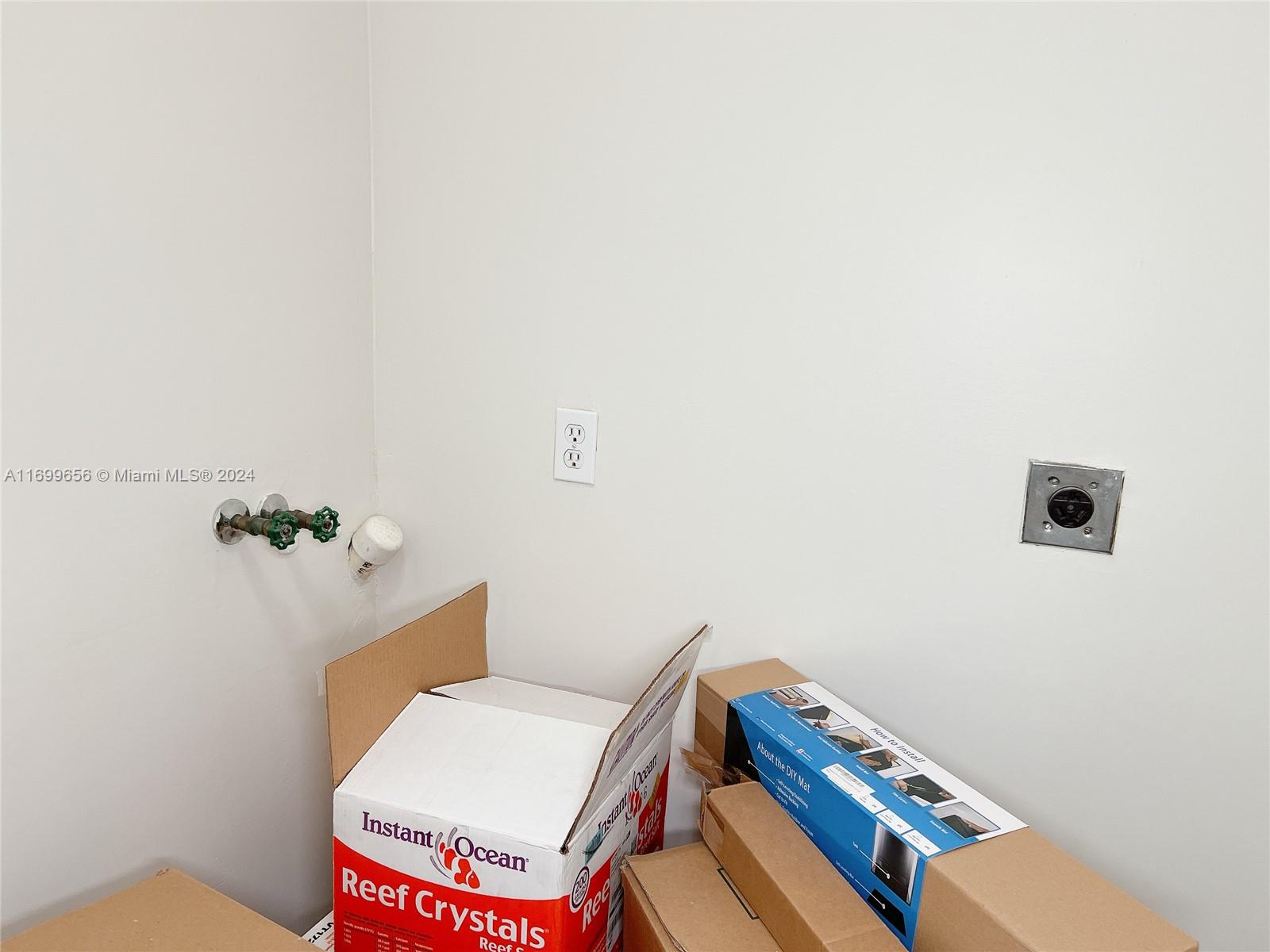 OSCEOLA GROVES - Residential Income