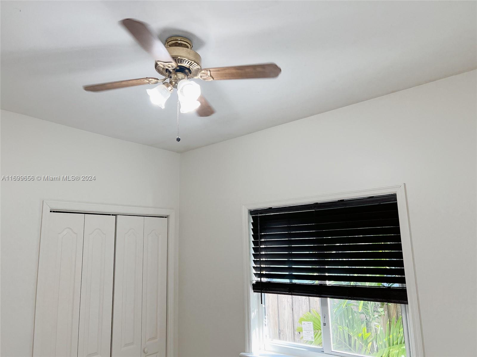 OSCEOLA GROVES - Residential Income