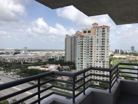 3300 NE 191st St 1806 Aventura FL 33180