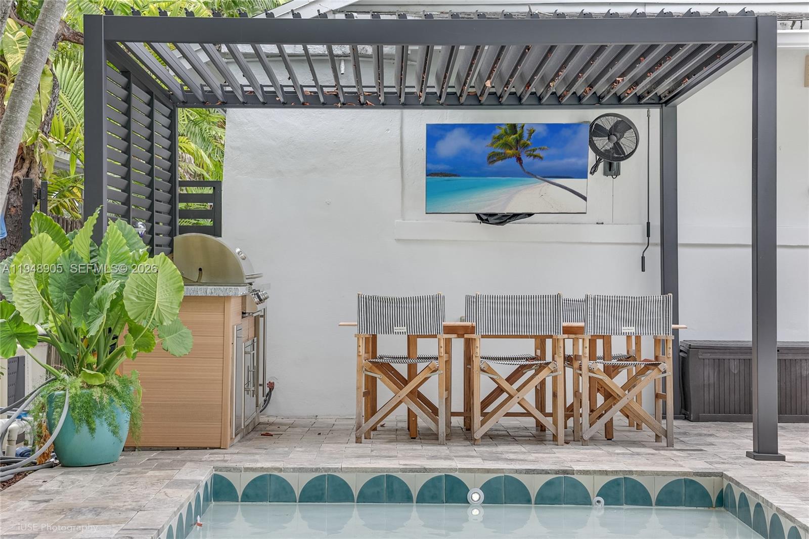 SHADOWLAWN - Residential Lease