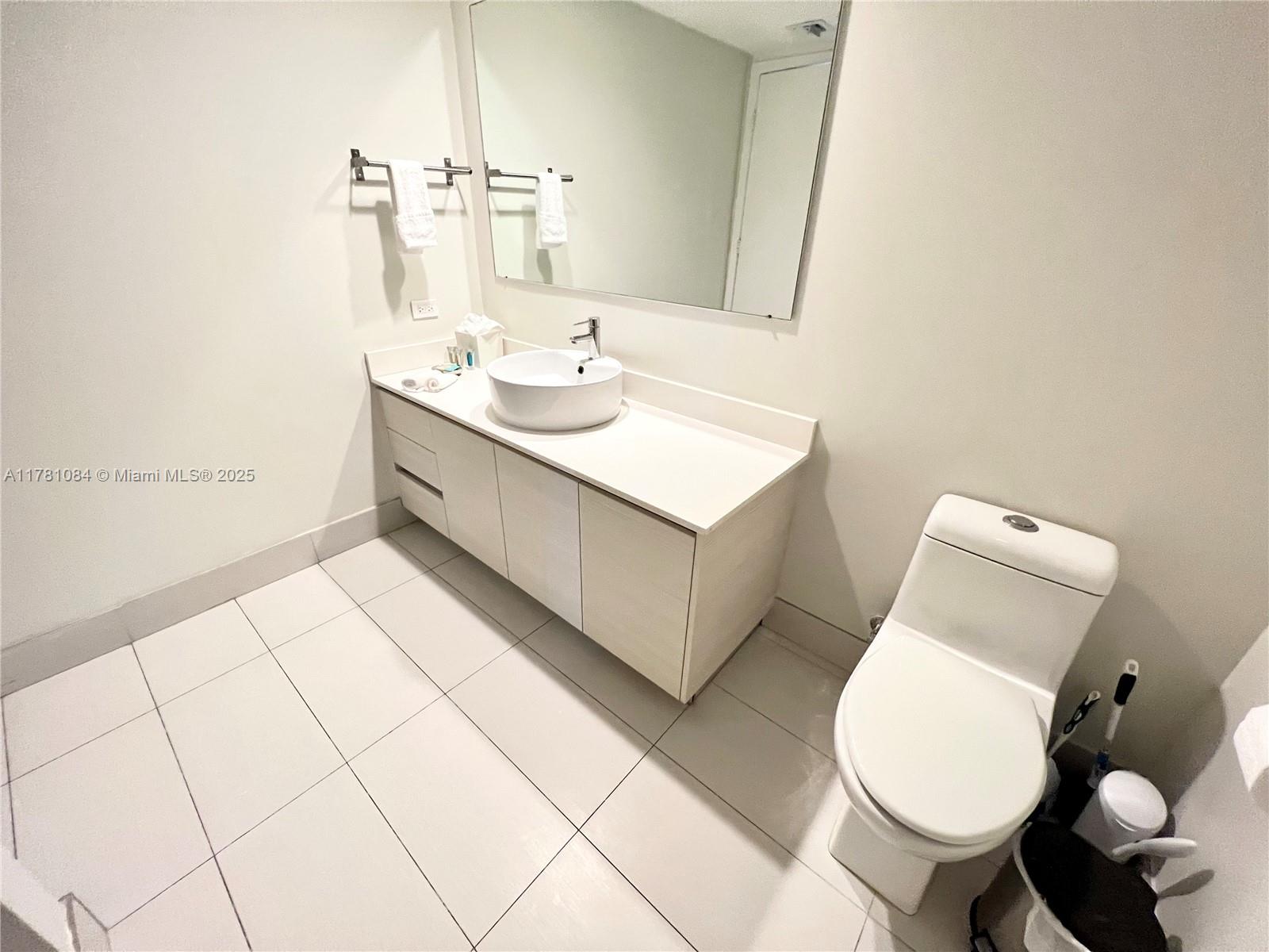 BEACHWALK CONDOMINIUM - Residential Lease