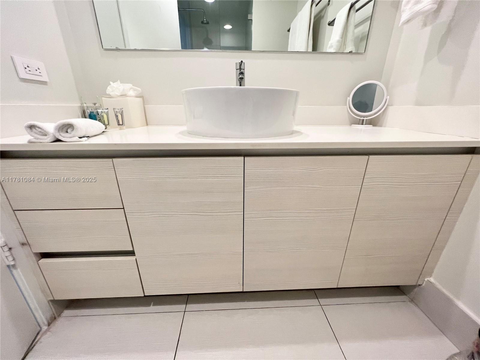 BEACHWALK CONDOMINIUM - Residential Lease