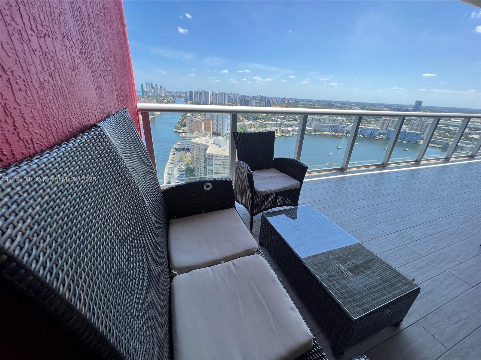 BEACHWALK CONDOMINIUM - Residential Lease