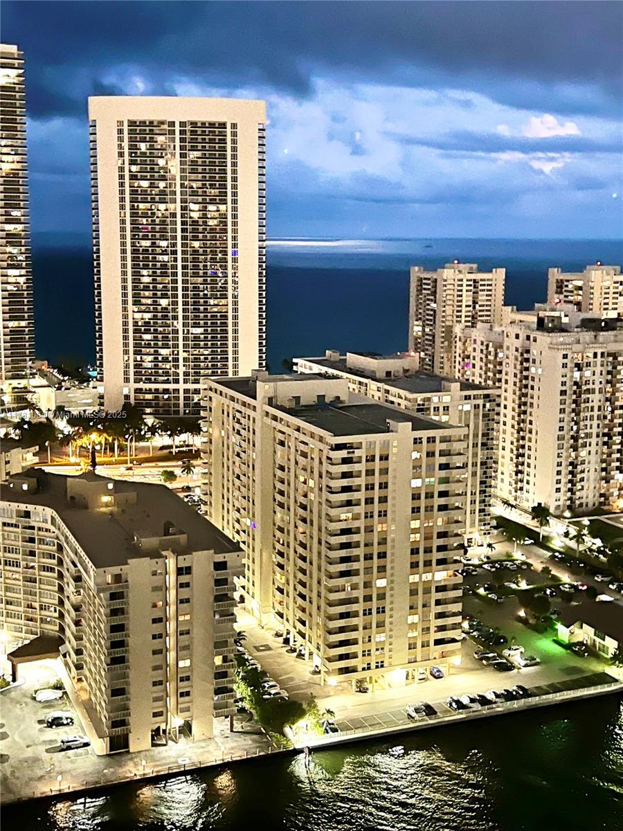 BEACHWALK CONDOMINIUM - Residential Lease