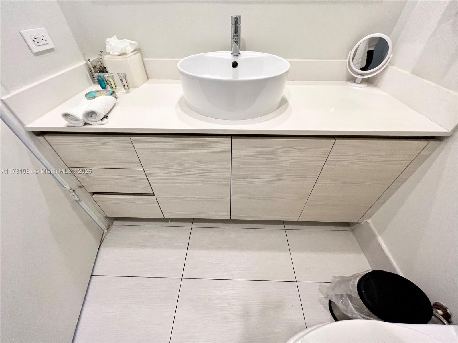 BEACHWALK CONDOMINIUM - Residential Lease