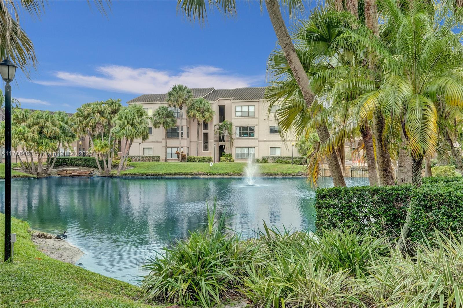 SUNDANCE AT DAVIE CONDO - Residential