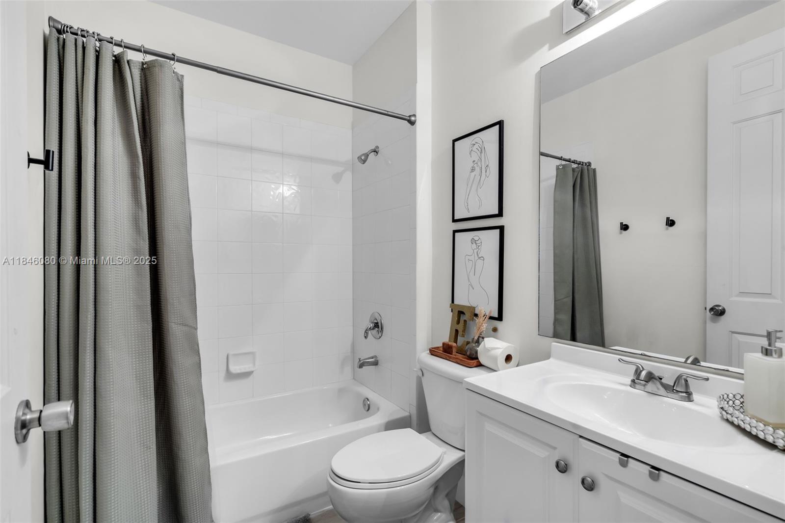 CITYSIDE CONDO - Residential Lease