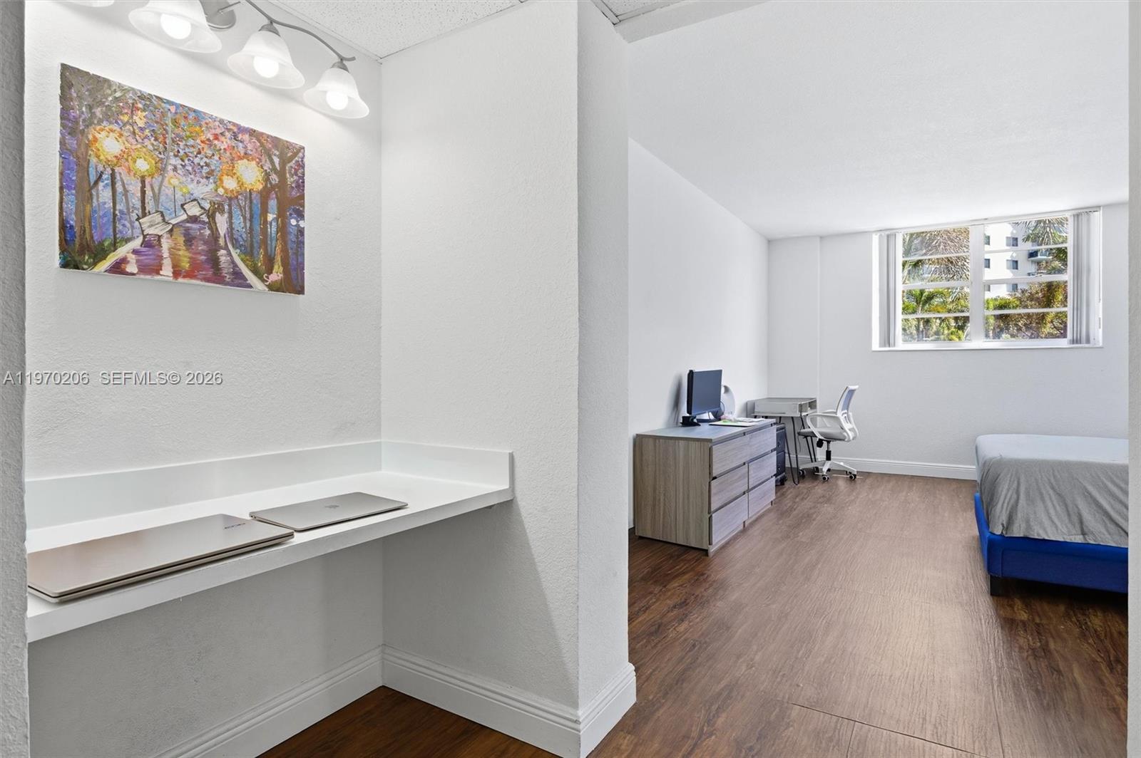 OCEANVIEW BUILDING A COND - Residential