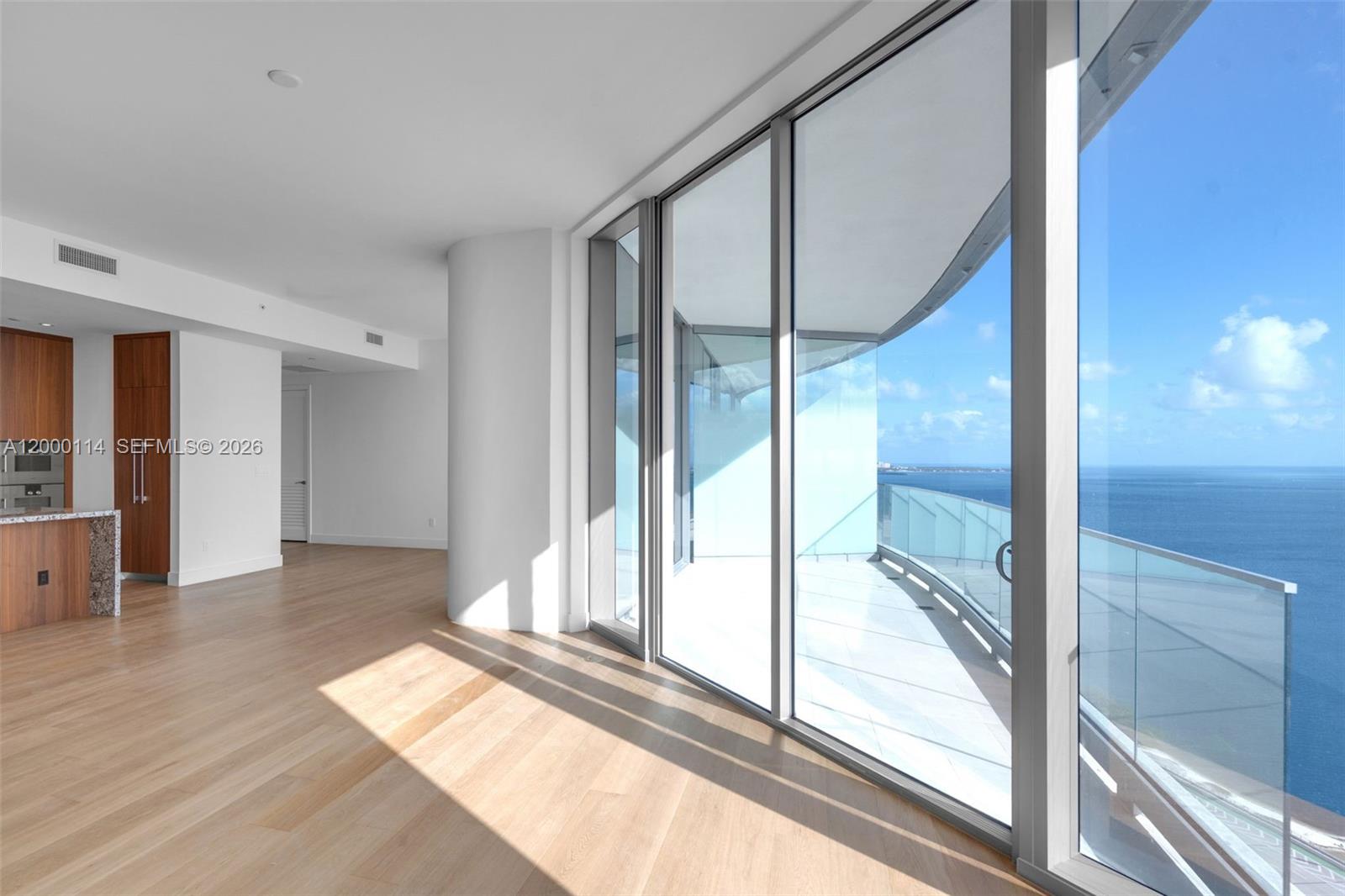 UNA RESIDENCES - Residential