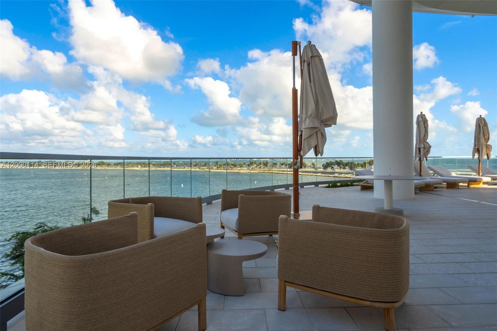 UNA RESIDENCES - Residential