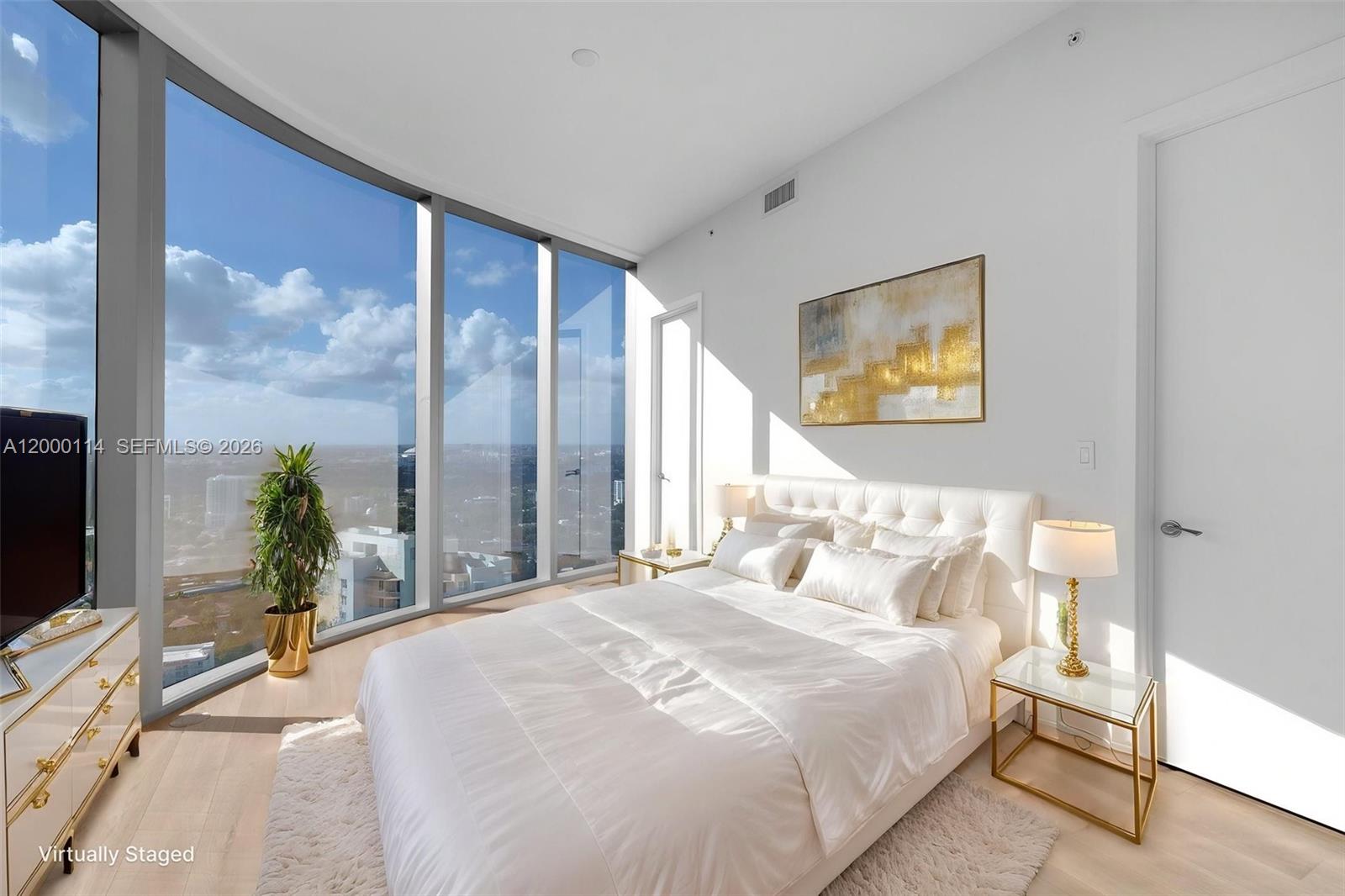 UNA RESIDENCES - Residential