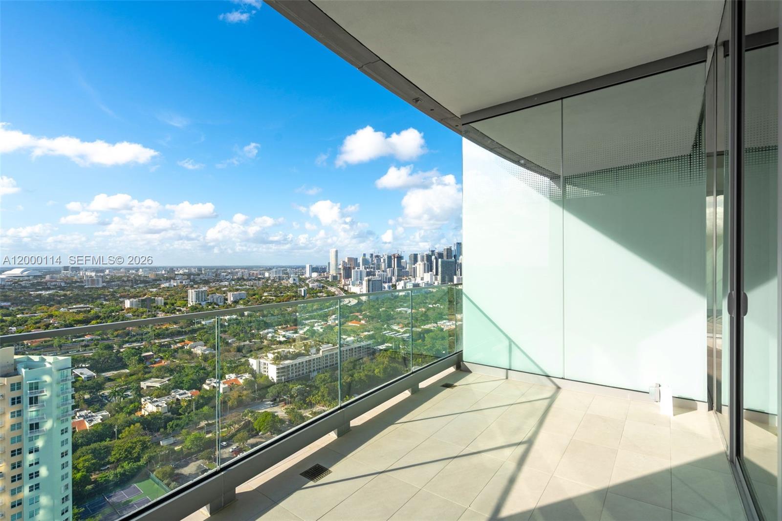 UNA RESIDENCES - Residential