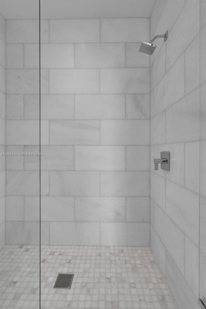 UNA RESIDENCES - Residential