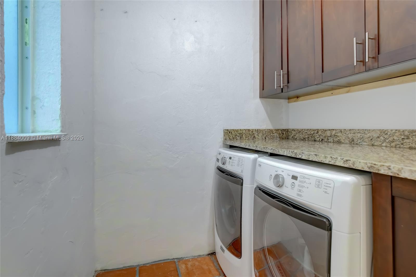 CORAL RIDGE SOUTH ADD - Residential Lease