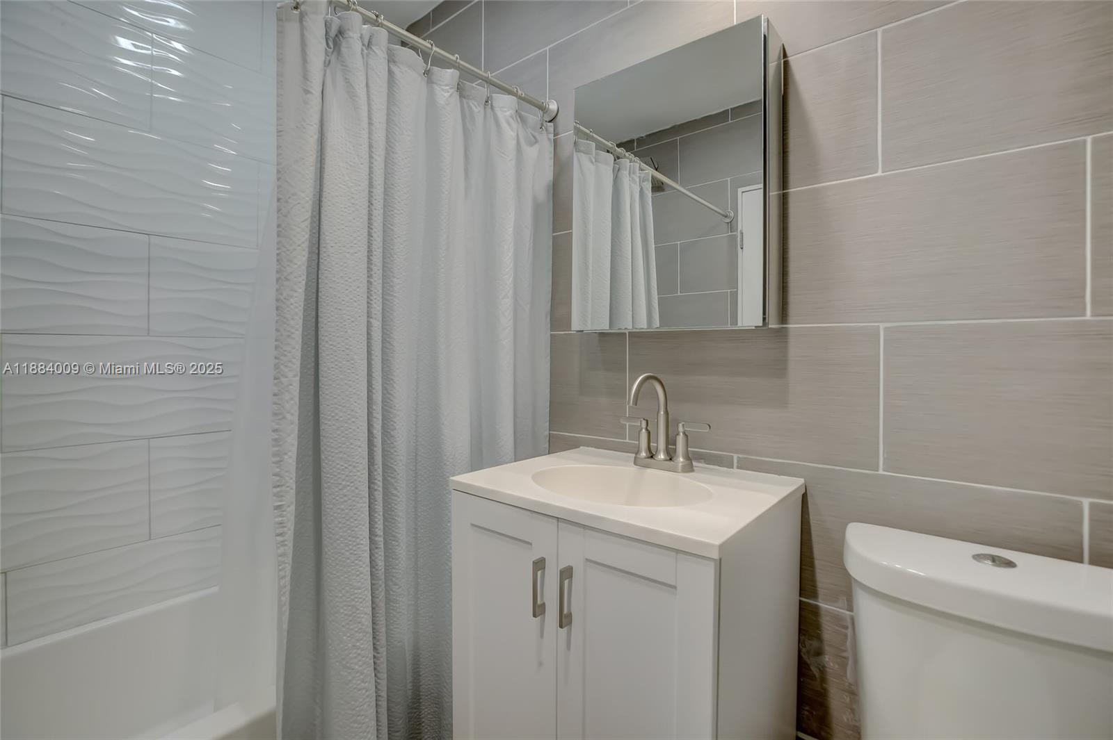 CORAL RIDGE SOUTH ADD - Residential Lease