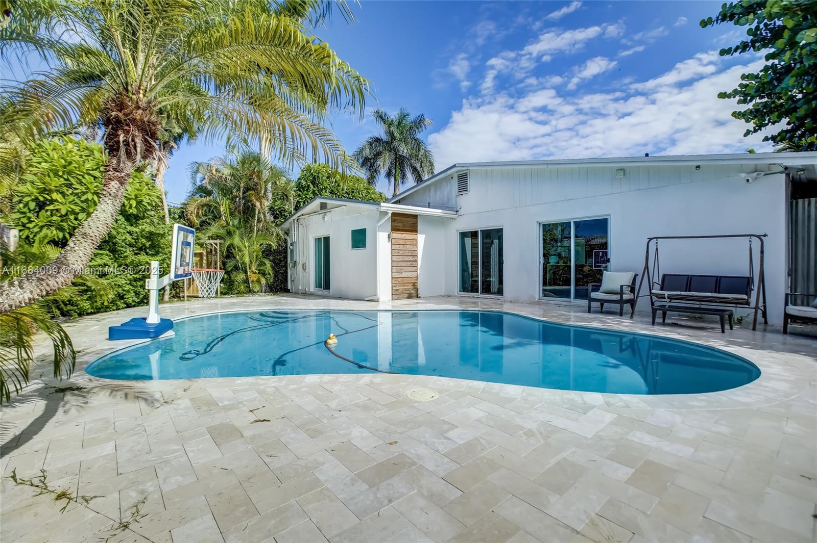 CORAL RIDGE SOUTH ADD - Residential Lease