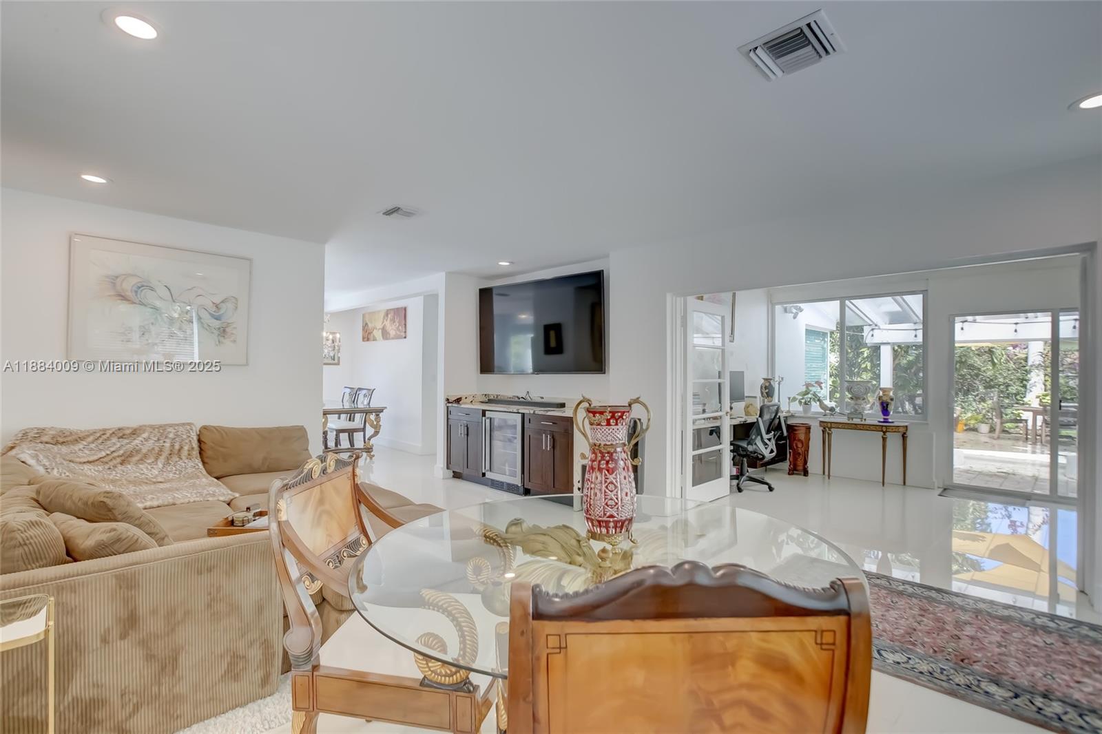 CORAL RIDGE SOUTH ADD - Residential Lease