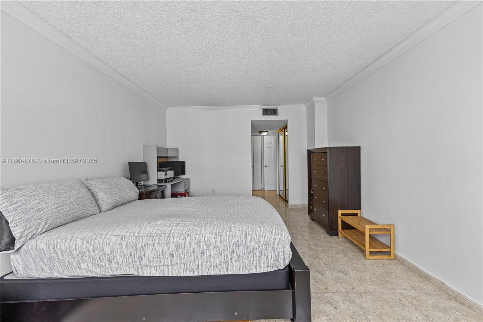 ADMIRALS PORT CONDO WEST - Residential