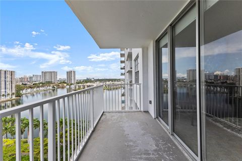 Photo of 2801 NE 183rd St #1510W, Aventura, FL 33160 (MLS # A11864878)
