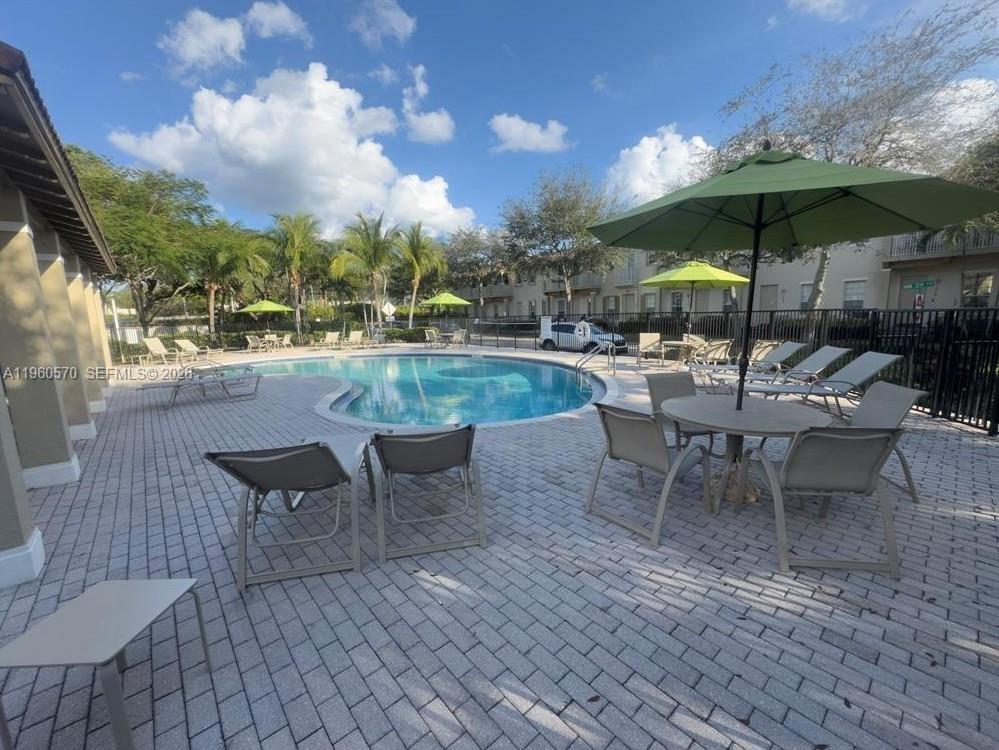 CANTERBURY AT QUANTUM VIL - Residential