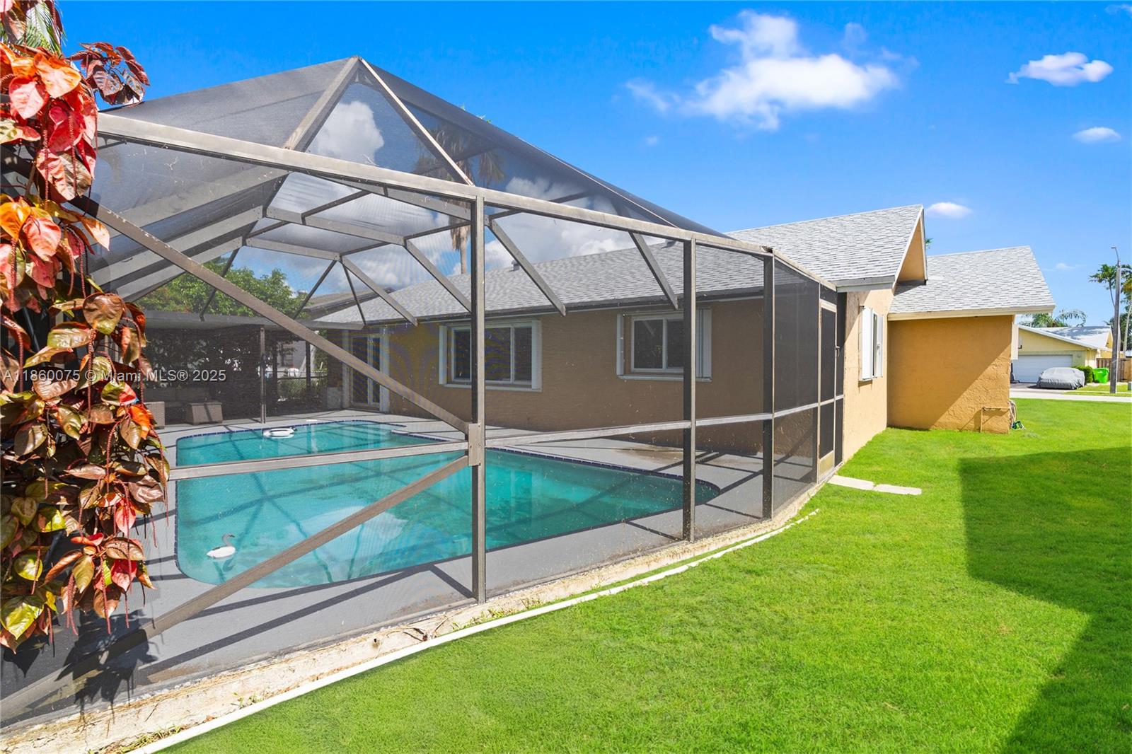 SPRINGTREE WEST - Residential