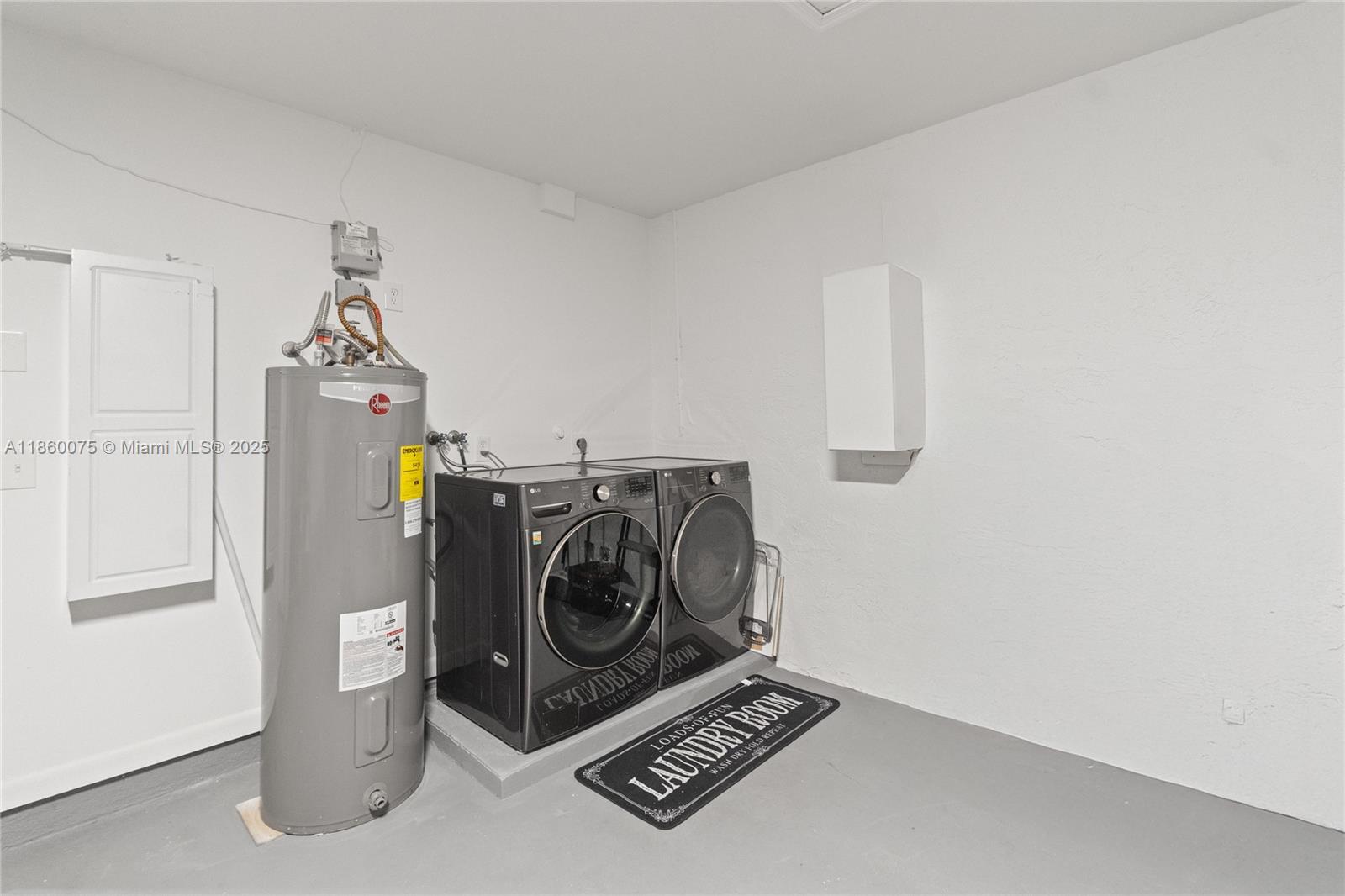 SPRINGTREE WEST - Residential