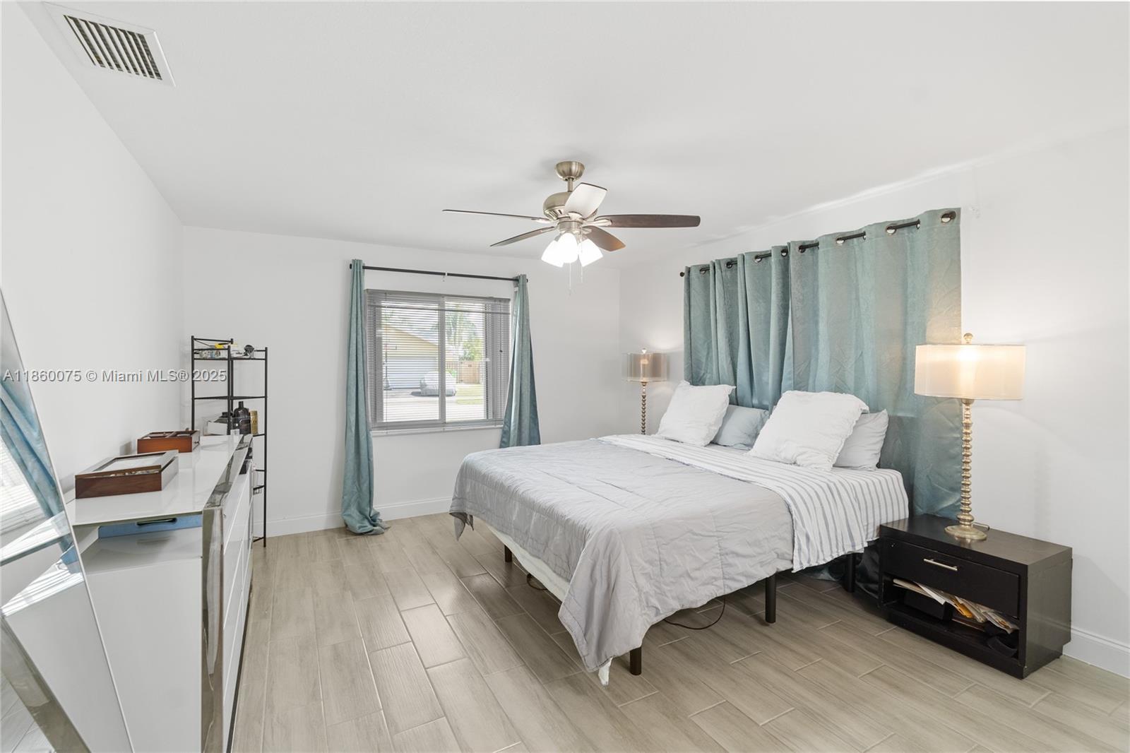 SPRINGTREE WEST - Residential