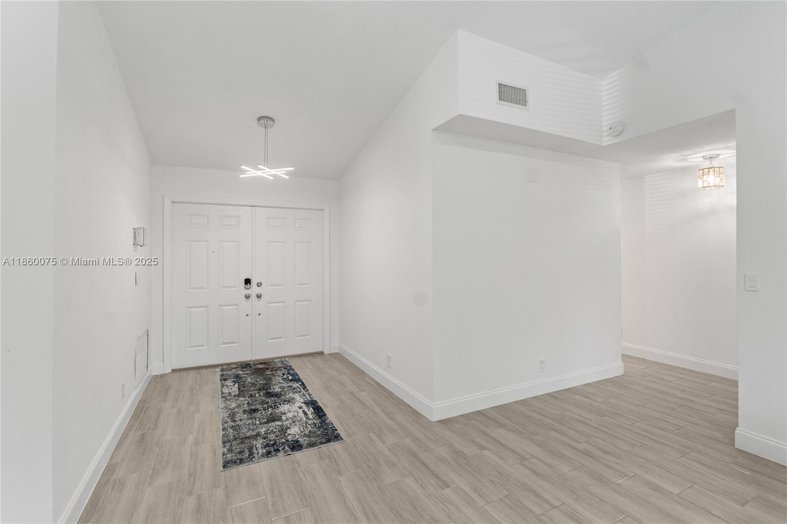 SPRINGTREE WEST - Residential