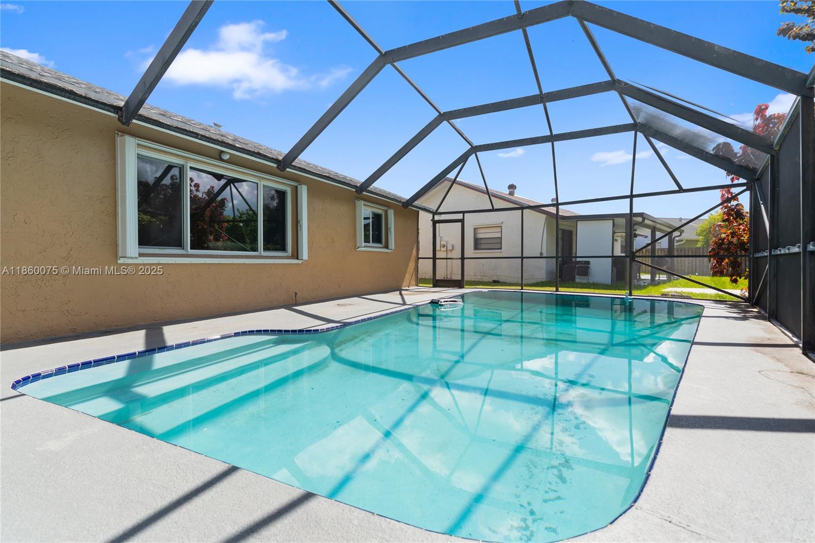 SPRINGTREE WEST - Residential