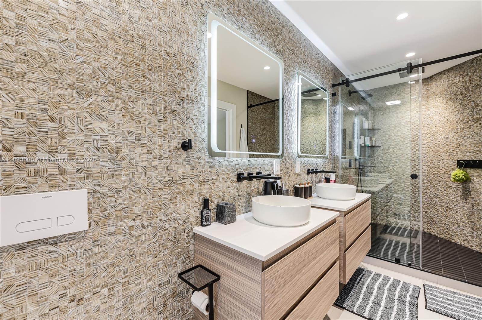 CHAPEL TRAIL II - Residential