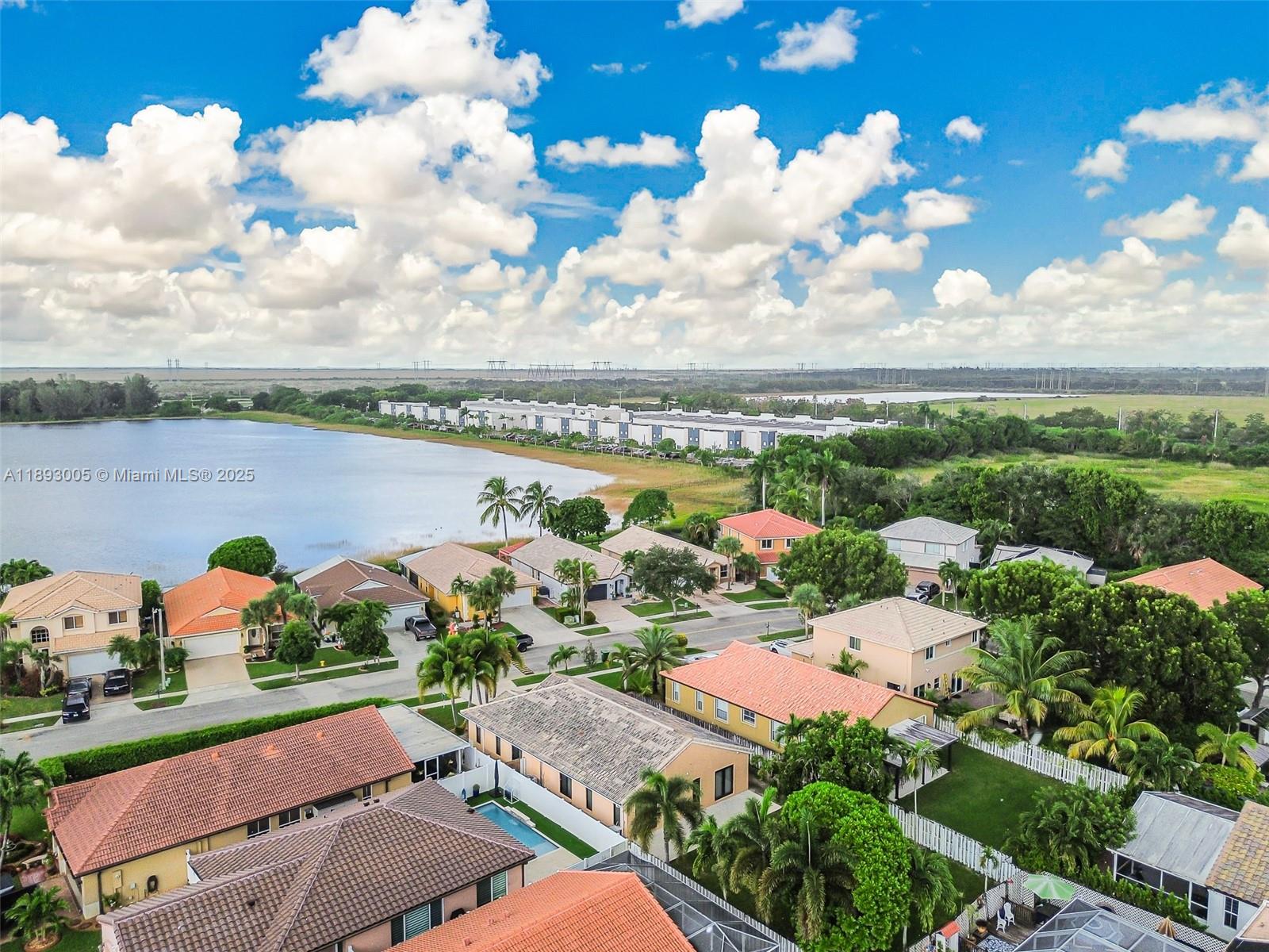 CHAPEL TRAIL II - Residential