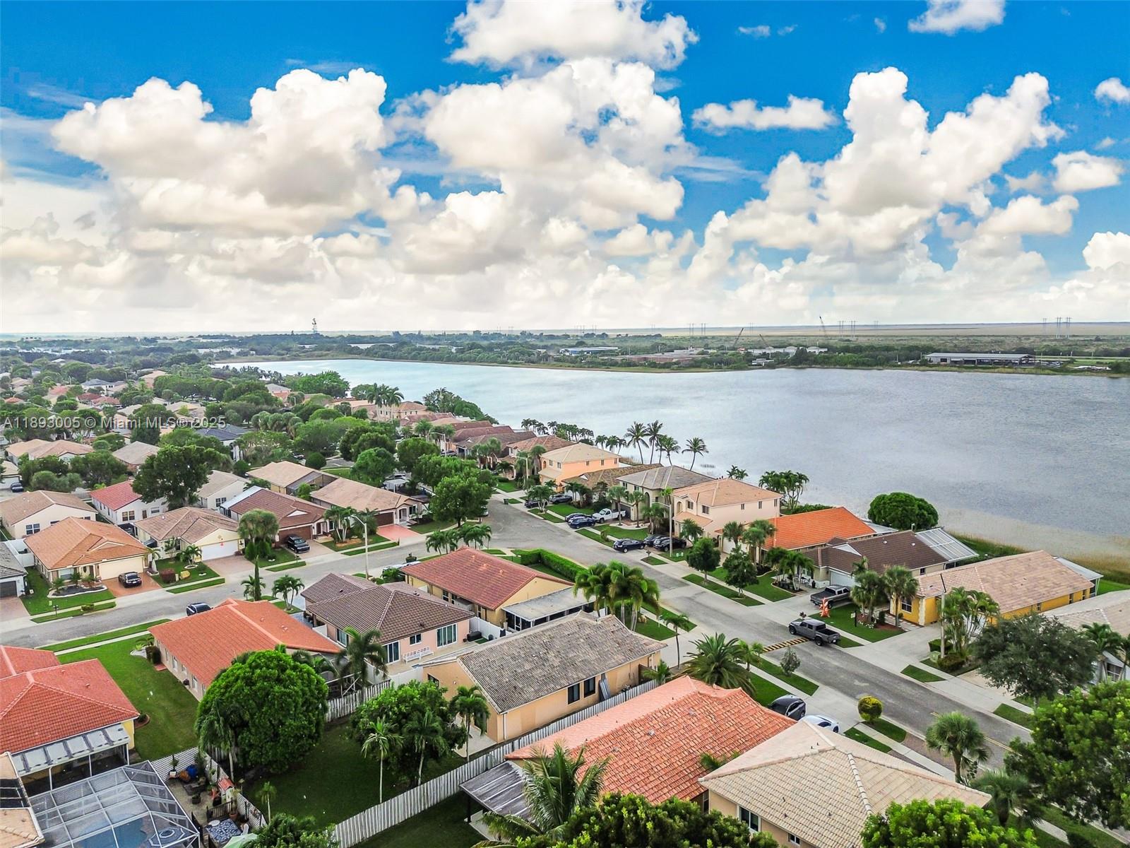 CHAPEL TRAIL II - Residential