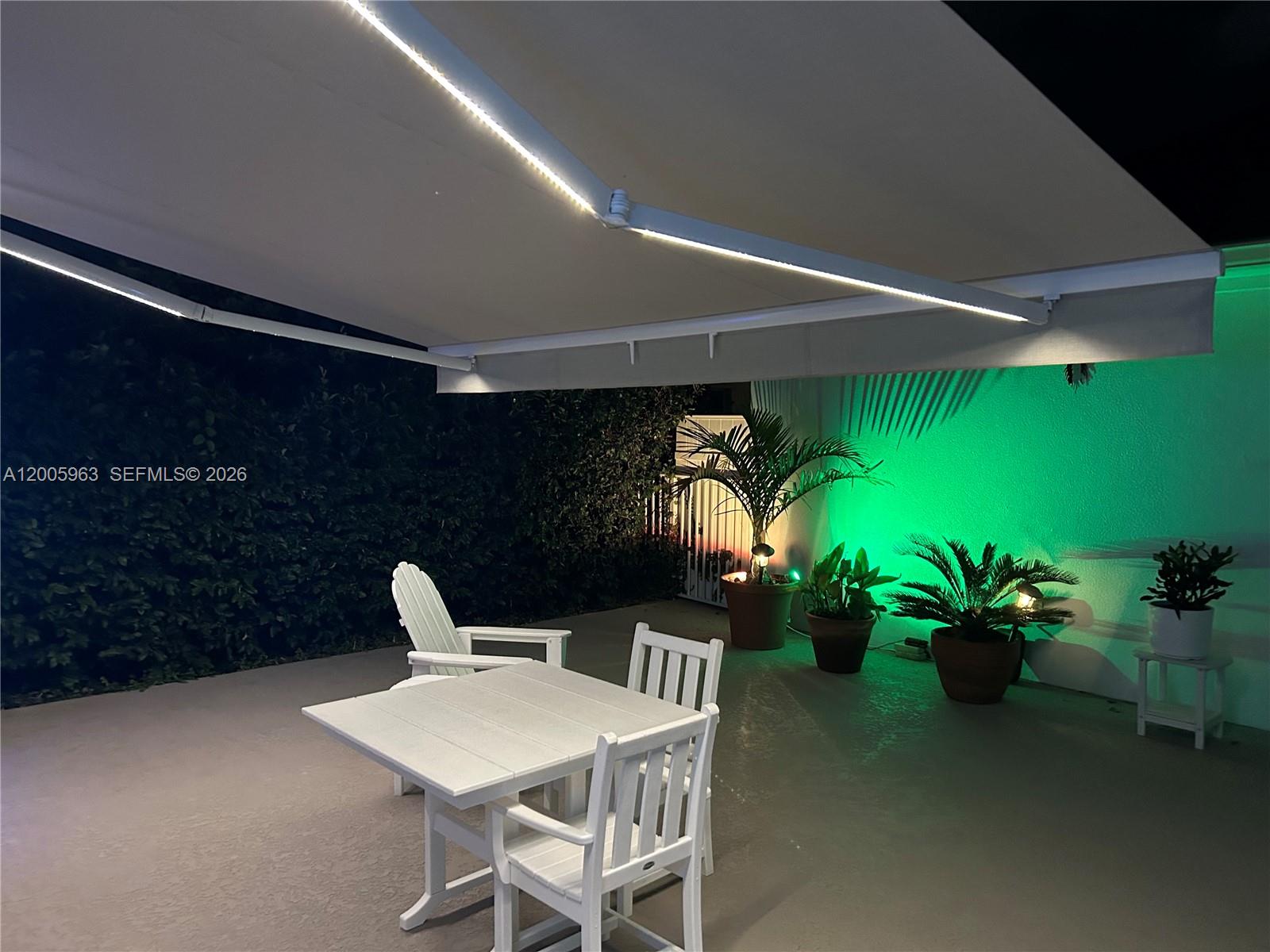 CAMBRIDGE AT ABACOA - Residential