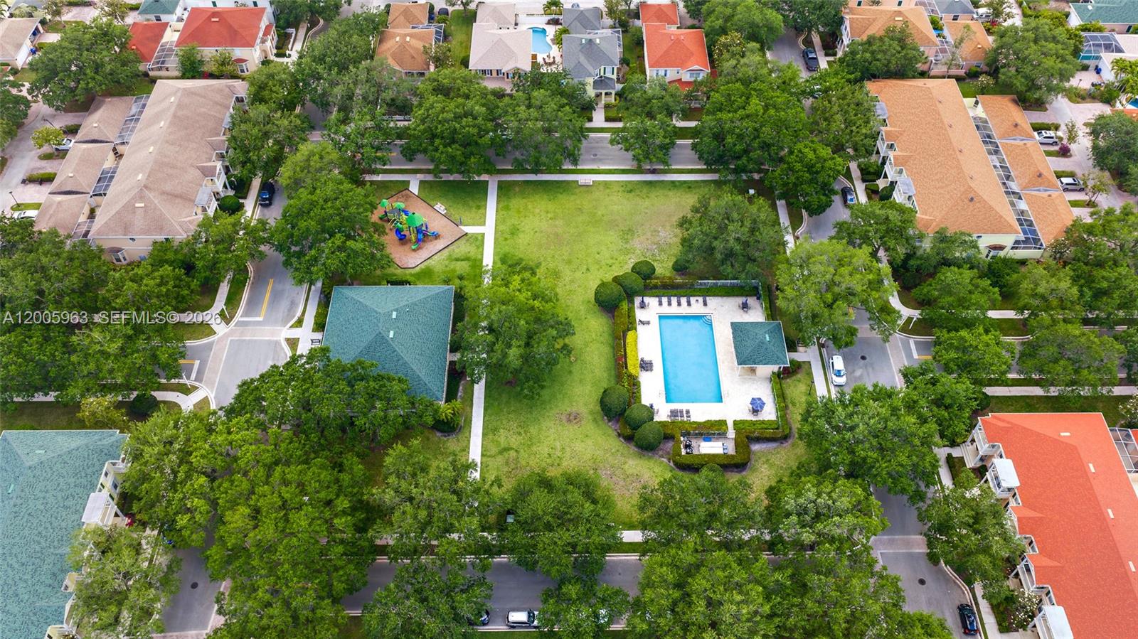 CAMBRIDGE AT ABACOA - Residential