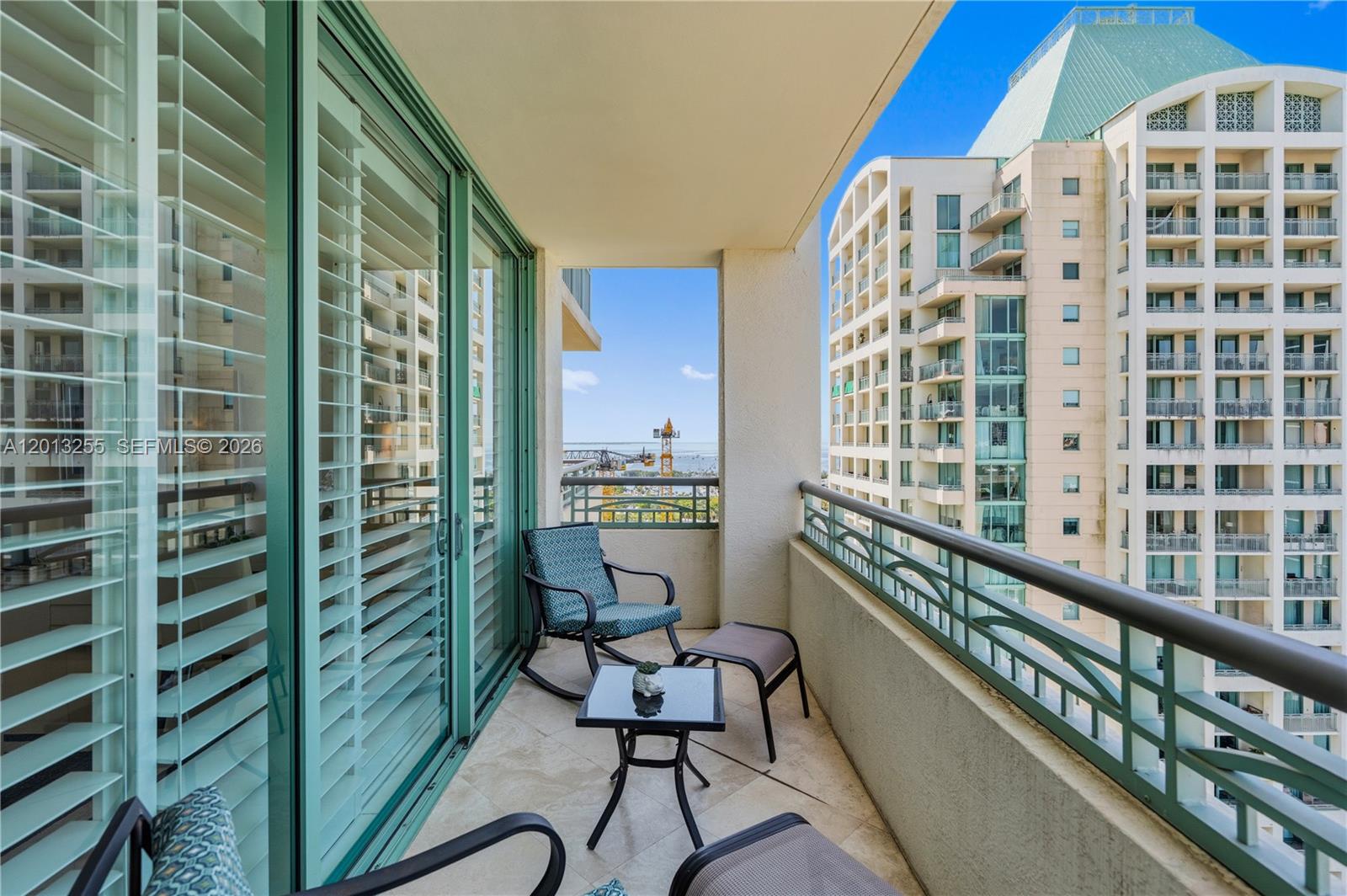 3350 SW 27 AV 1603