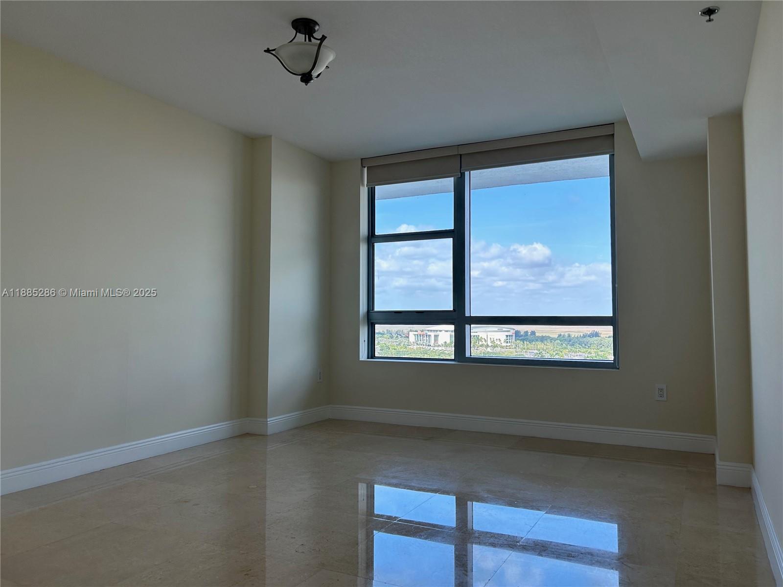 TAO SAWGRASS CONDOMINIUM - Residential Lease