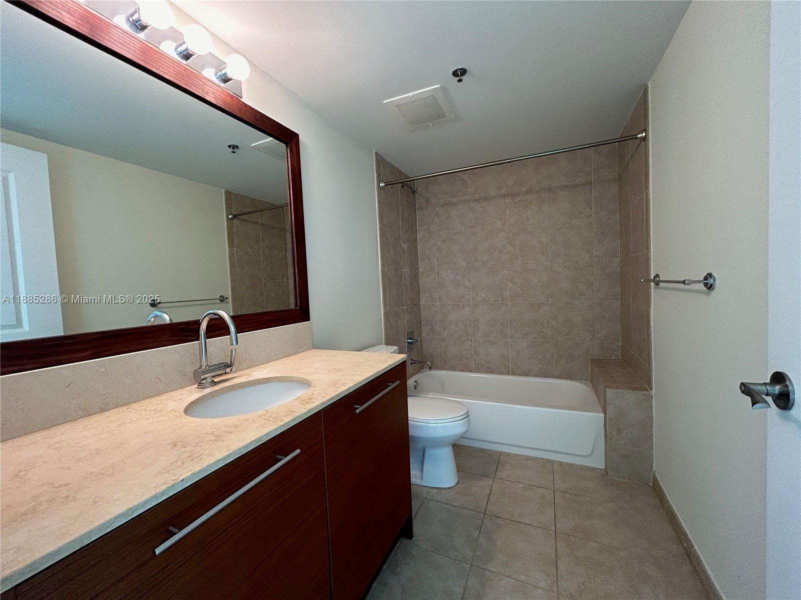 TAO SAWGRASS CONDOMINIUM - Residential Lease