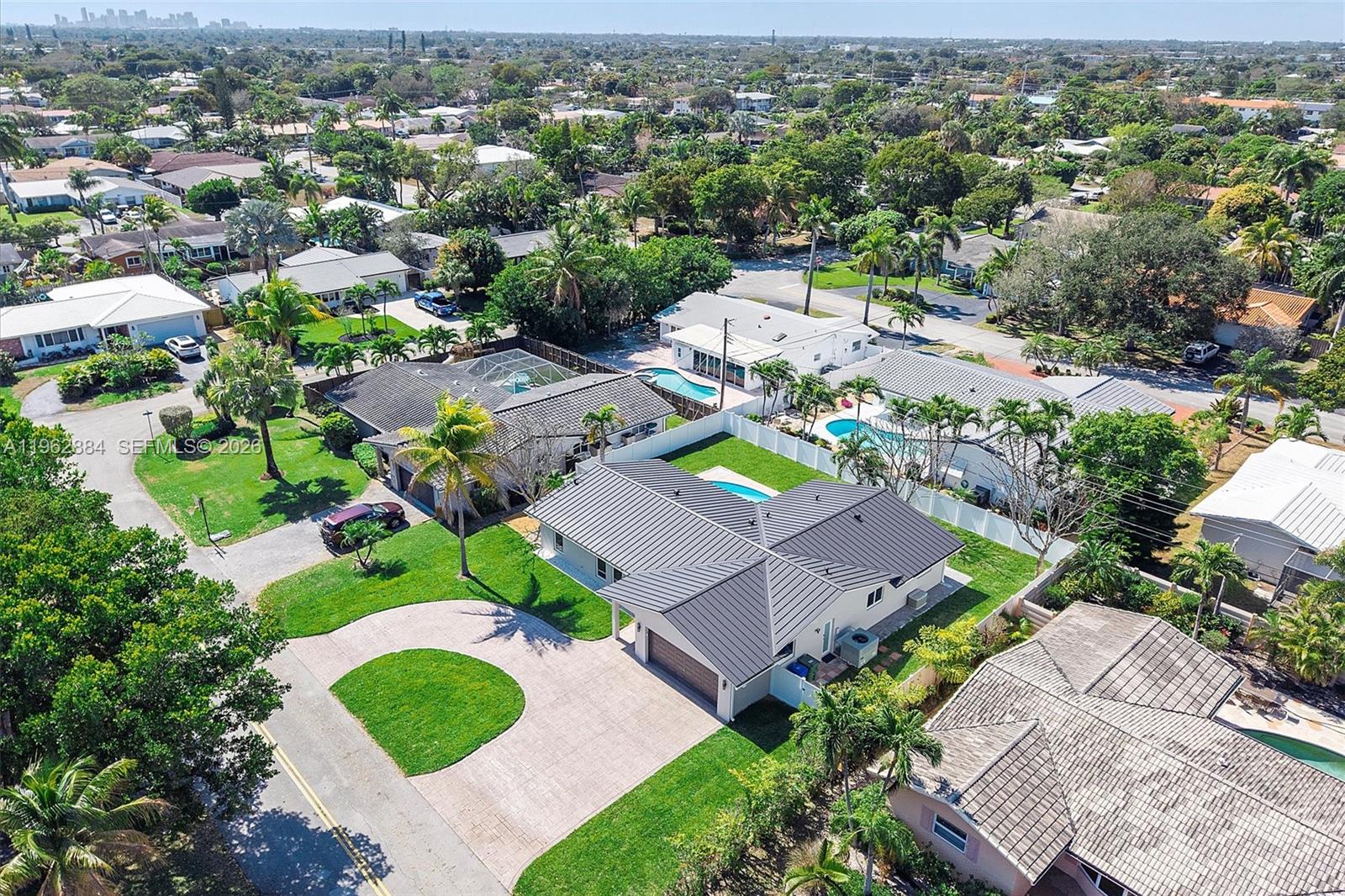 COLONIAL RIDGE - Residential