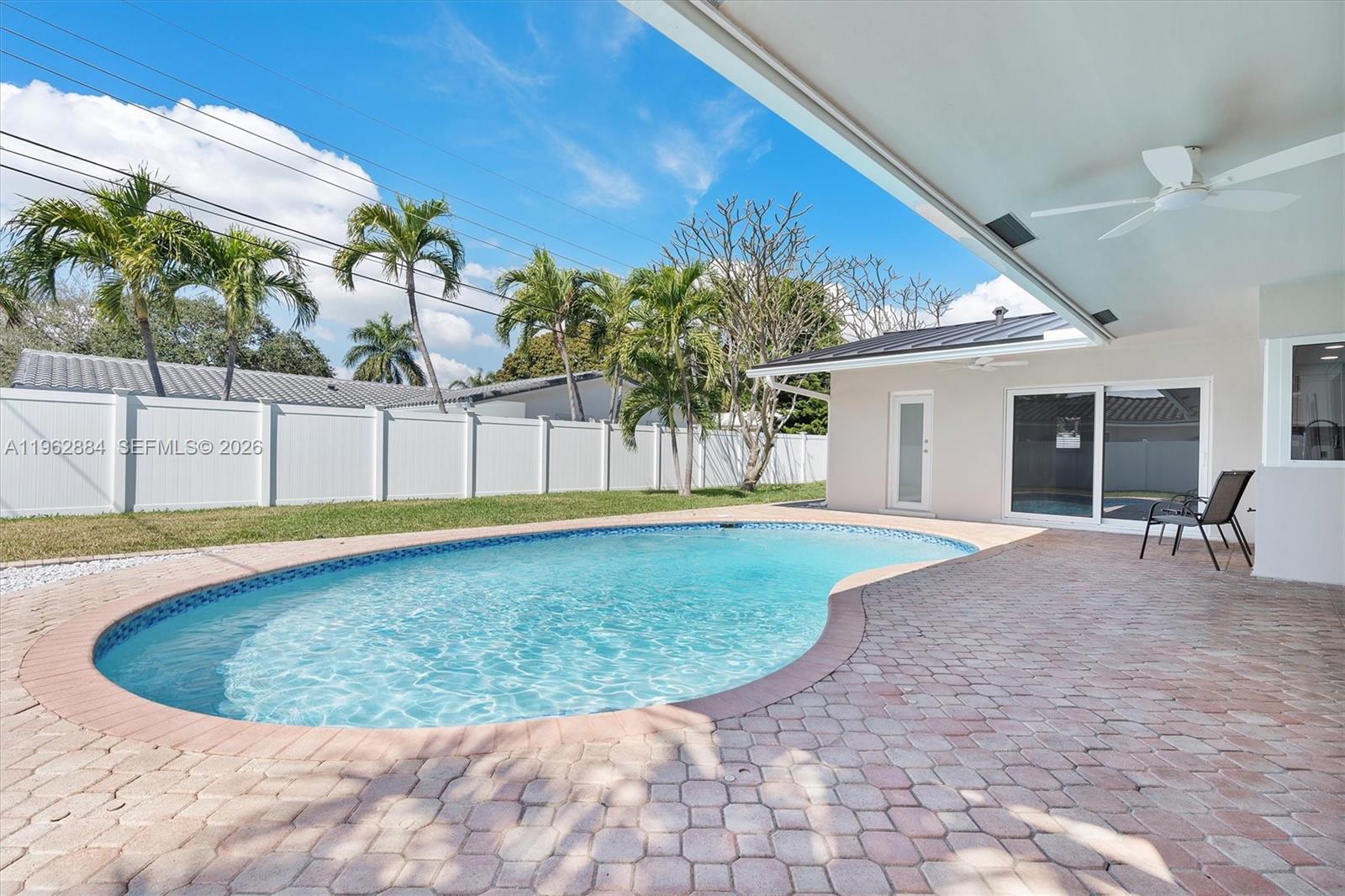 COLONIAL RIDGE - Residential