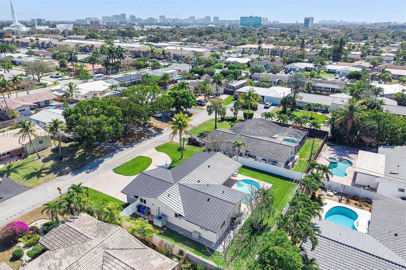 COLONIAL RIDGE - Residential