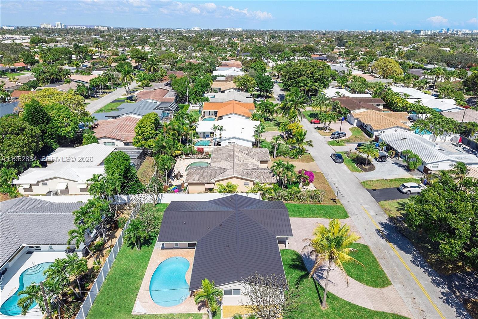 COLONIAL RIDGE - Residential