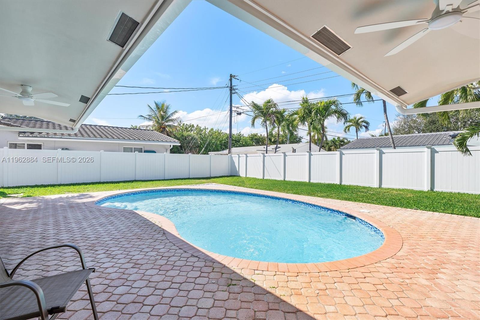 COLONIAL RIDGE - Residential